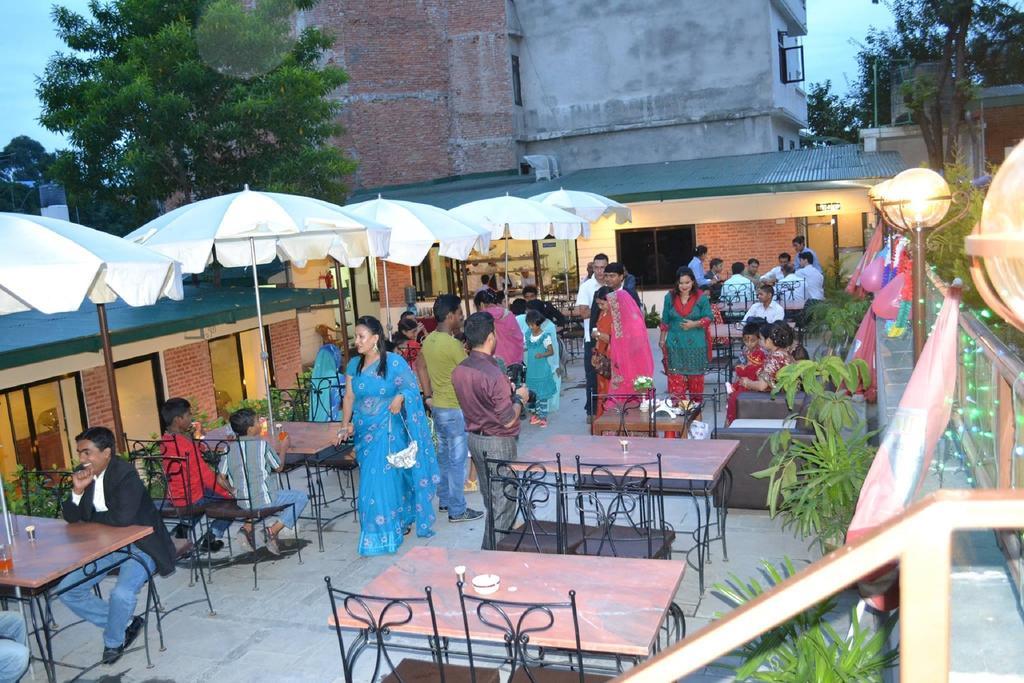 Aryal International Hotel Kathmandu Exteriör bild